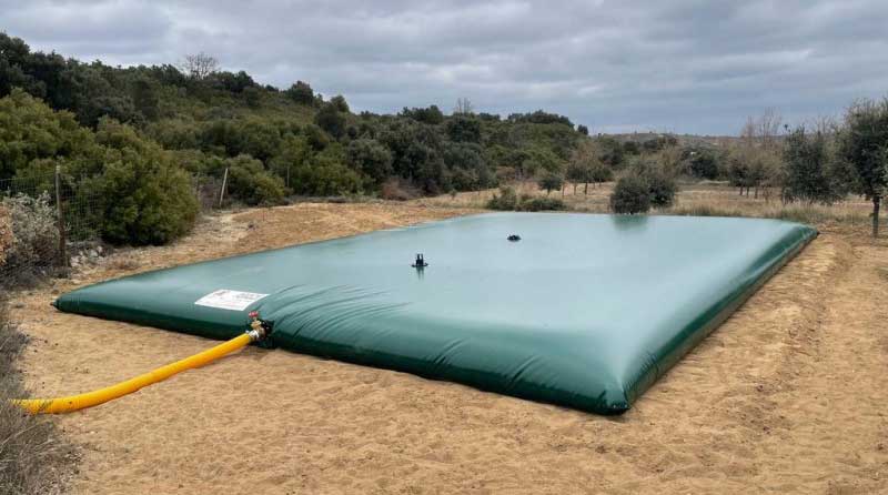 Depósitos Flexibles para reutilizar el agua de la piscina